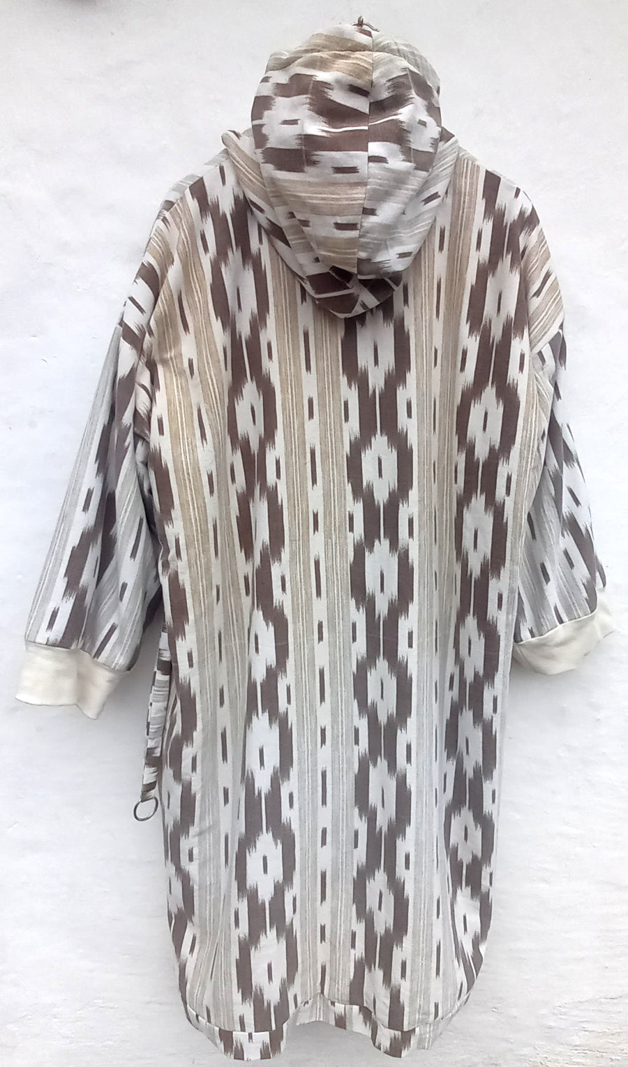 Quetzal bathrobe back view showing vintage Mallorcan cotton with terrycloth lining
