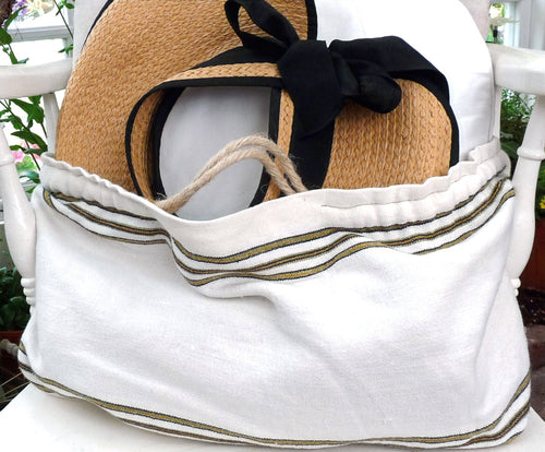 Cala Torta bag from Bujosa Mallorca woven cotton, front view
